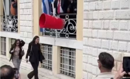 Απίστευτο σκηνικό στην Κέρκυρα: Της έριξαν τον Μπότη στο κεφάλι