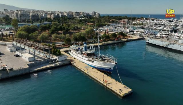 Το θρυλικό, 120 ετών πλοίο, που έστρωσε με καλώδια όλο το Αιγαίο και ένωσε την Ελλάδα