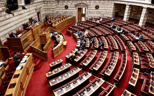 Βουλή: Υπερψηφίστηκε στην Ολομέλεια το νομοσχέδιο για το «Ψηφιακό Τέλος Συναλλαγών»