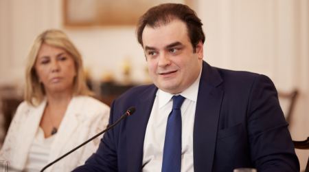 Πιερρακάκης προς ΟΛΜΕ: Ερχεται νέο πλαίσιο για τις σχολικές εκδρομές και νέα πρόσκληση για το ψηφιακό φροντιστήριο