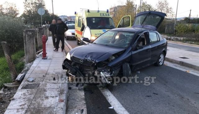 Λαμία: Ζαλίστηκε και έχασε τον έλεγχο του αυτοκινήτου - ΦΩΤΟ