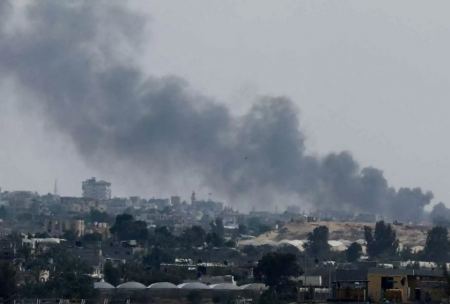Ανελέητοι βομβαρδισμοί στη Ράφα -Καταρτίζεται σχέδιο από τον ΟΗΕ να σταματήσουν οι επιθέσεις