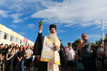 Φθιώτιδος Συμεών: «Στηρίξτε το Εκκλησιαστικό Σχολείο, γιατί είναι επένδυση για τον τόπο»!