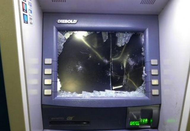 Σπείρα «σήκωνε» χρηματοκιβώτια από επιχειρήσεις και χτυπούσε ATM στην Αττική - Τρεις συλλήψεις