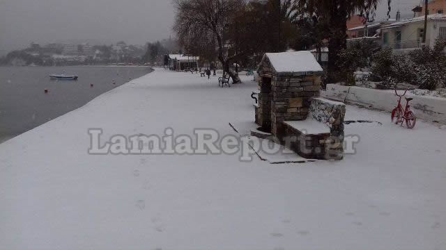 Μέχρι το κύμα το χιόνι στην Γλύφα...