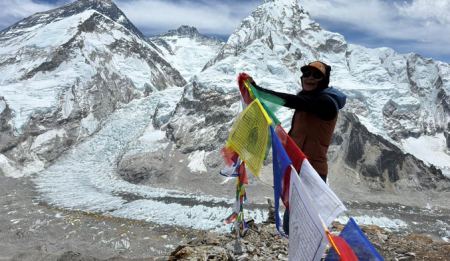 (φωτο Χ: Everest Chronicle)