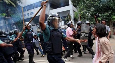 Μπανγκλαντές: Έξι νεκροί σε διαδηλώσεις σε όλη τη χώρα - Δίκαιο σύστημα προσλήψεων στο δημόσιο ζητούν οι διαδηλωτές