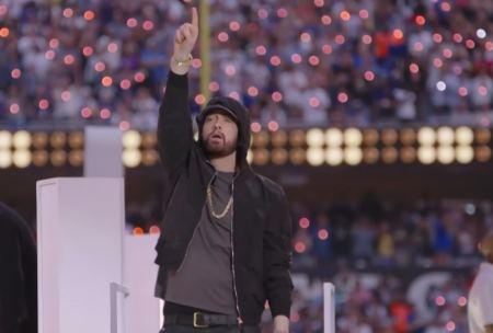 O Eminem έφτασε και πάλι στην κορυφή του Billboard με το νέο άλμπουμ του «The Death of Slim Shady»
