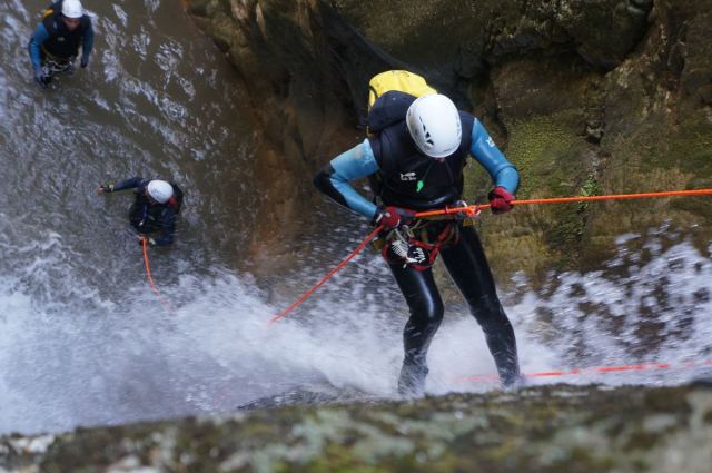 Αγωνία για ζευγάρι Ελβετών που έκανε canyoning στο φαράγγι του Γοργοποτάμου