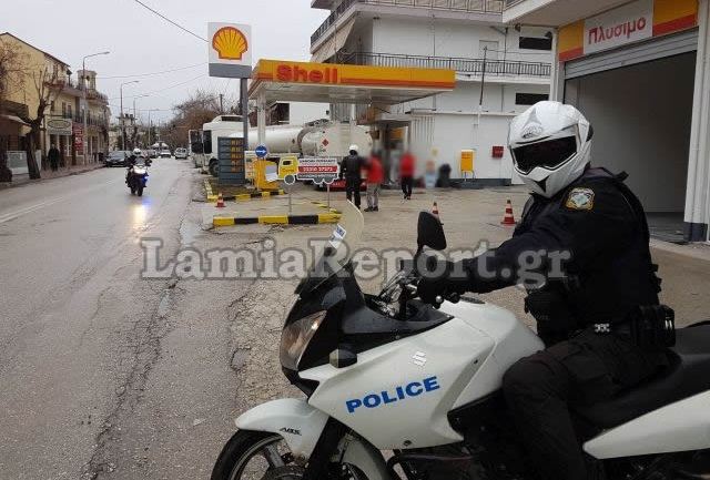 Λαμία: Μπήκαν στο πρατήριο και πήραν τα χρήματα (ΦΩΤΟ)