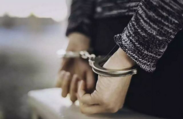 Ηράκλειο: Συνελήφθη στο αεροδρόμιο 54χρονος διωκόμενος με ευρωπαϊκό ένταλμα σύλληψης