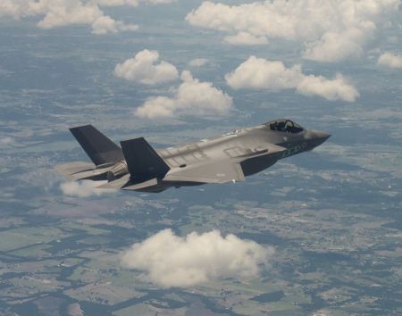 F-35: Η Αθήνα στέλνει στην Ουάσινγκτον την επιστολή αποδοχής για τα υπερσύγχρονα μαχητικά 5ης γενιάς