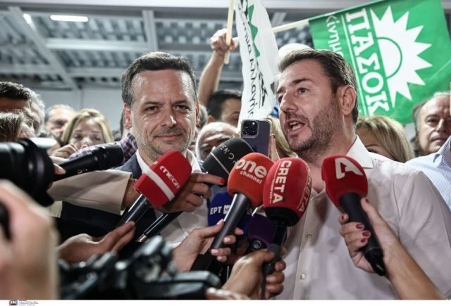 Δημοσκόπηση Interview: Μπροστά με 21,5% ο Χάρης Δούκας στη «μάχη» για την ηγεσία του ΠΑΣΟΚ – Ακολουθεί ο Νίκος Ανδρουλάκης