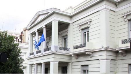 Διπλωματικές πηγές: Πάγιες οι ελληνικές θέσεις για το Κυπριακό, παραμένουμε προσηλωμένοι στη λύση της επανένωσης