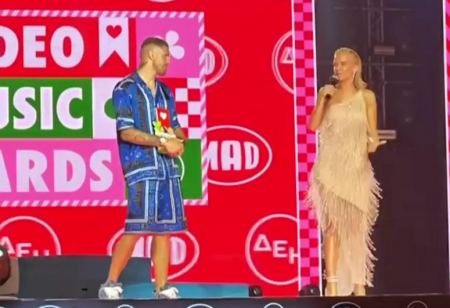 Ο Αλέξανδρος Πασχαλάκης ζήτησε από την Κατερίνα Λιόλιου να τραγουδήσει το «Νοικιάστηκε» στα MAD VMA 2024