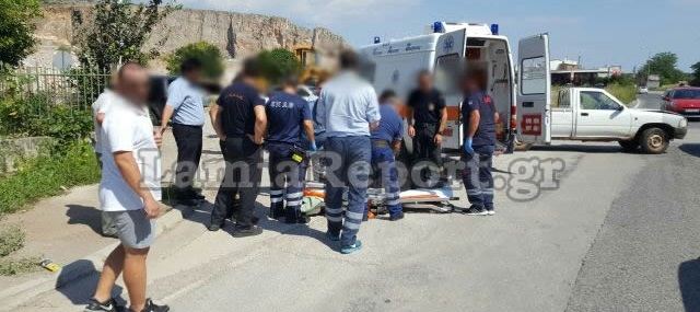 Λαμία: Τροχαίο με μηχανή - Τον έσωσε το κράνος - ΦΩΤΟ