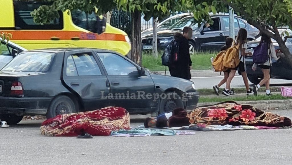 Λαμία: Όταν τα άλλα παιδιά πάνε σχολείο, κάποια κοιμούνται στο δρόμο!