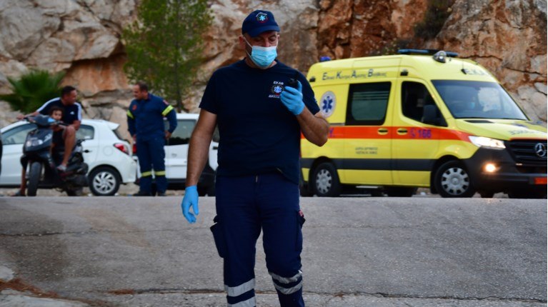 Θανατηφόρο τροχαίο στο Ρέθυμνο: Μηχανή παρέσυρε Γερμανό τουρίστα που περπατούσε μαζί με την σύζυγό του