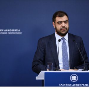 Μαρινάκης: Η κυβέρνηση θα συνεργαστεί με όποιον εκλεγεί στις ΗΠΑ – Οι σχέσεις μας είναι στρατηγικής σημασίας