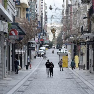 «Ζόμπι» μία στις 10 ελληνικές επιχειρήσεις – Οι κλάδοι που δυσκολεύονται περισσότεροι στην αποπληρωμή δανείων