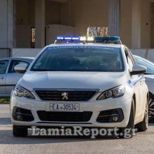 Στα χέρια της αστυνομίας Λαμιώτης επαγγελματίας για πώληση κοκαΐνης