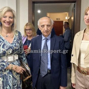 Ο Θανάσης Χριστοδούλου έγραψε 75+ χρόνια ζωής σε ένα βιβλίο (ΦΩΤΟ - ΒΙΝΤΕΟ)