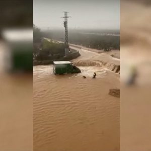 Τραγωδία δίχως τέλος στη Βαλένθια μετά τη θεομηνία: Στους 95 οι νεκροί