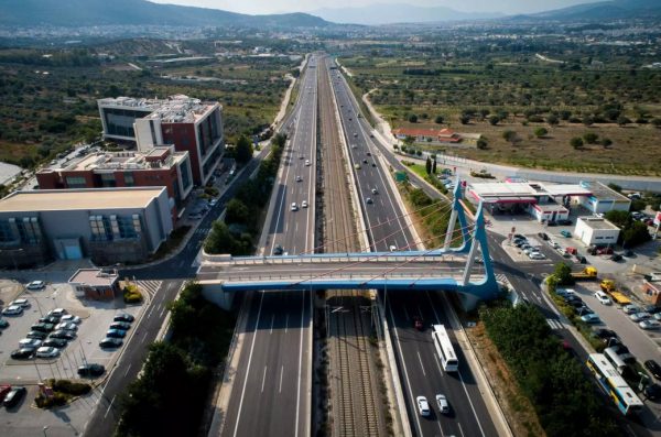 Αττική Οδός: Το ελληνικό Δημόσιο εισέπραξε 3,27 δισ. ευρώ από την σύμβαση που επικύρωσε η Βουλή