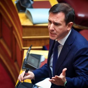 ΠΑΣΟΚ: Ζητά την αναστολή της κρατικής χρηματοδότησης των «Σπαρτιατών»