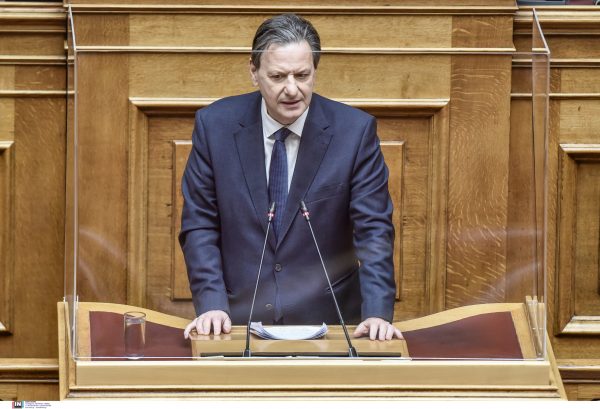 Σκυλακάκης: Φθηνότεροι οι λογαριασμοί ρεύματος το φθινόπωρο και την άνοιξη, το καλοκαίρι θα ανεβαίνουν