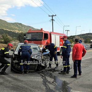 Λαμία: Σφοδρή σύγκρουση οχημάτων στο ύψος του «ICE»