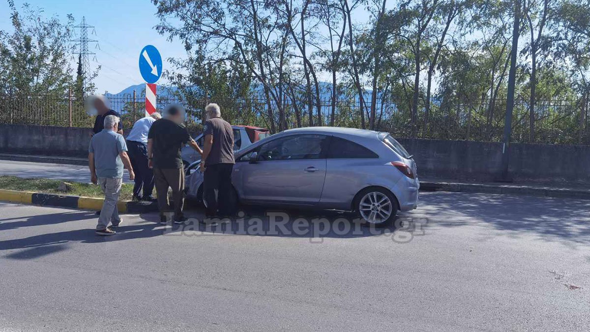 Σύγκρουση ΙΧ με μηχανάκι στη διασταύρωση Ξηριώτισσας - Τραυματίστηκε ο δικυκλιστής