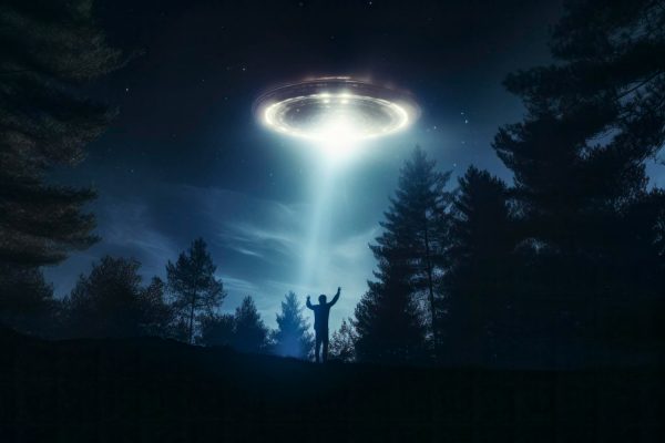 Λύθηκε το μυστήριο για τα UFO στην Αχαΐα: Πείραμα του Ινστιτούτου «Γκαίτε» για τα fake news (video)