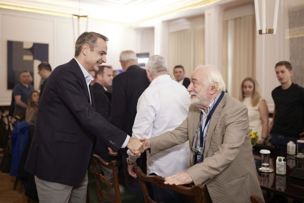 Το Δημόσιο αναλαμβάνει την επισκευή της πολυκατοικίας στους Αμπελόκηπους όπου έγινε η έκρηξη