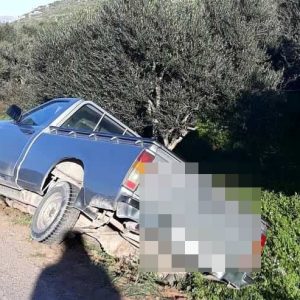 Εύβοια: Αγροτικό έφυγε σε ρέμα - Δύο τραυματίες