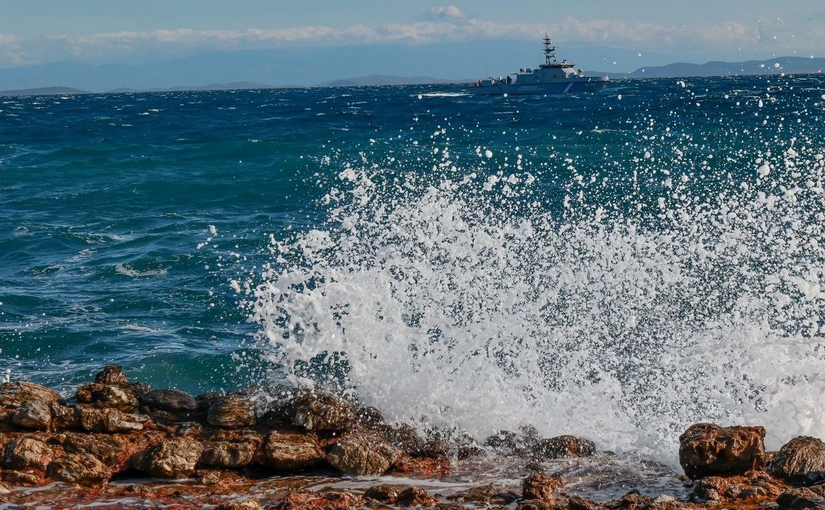 Σήμα κινδύνου από ακυβέρνητο σκάφος ανοιχτά της Αταλάντης