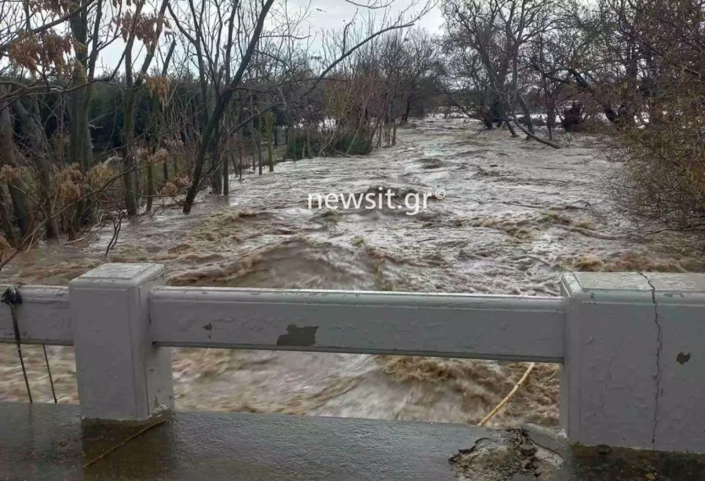 Εκτός ελέγχου η κατάσταση στη Λήμνο από την κακοκαιρία Bora - Βρέθηκε ο αγνοούμενος, σοβαρά προβλήματα από τις πλημμύρες