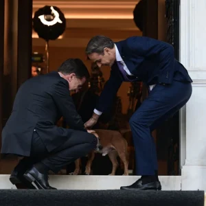 Ο Μαρκ Ρούτε στο Μέγαρο Μαξίμου, φωτογραφίες από τη συνάντηση με Μητσοτάκη