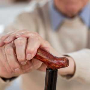 Λαμία: Κυρία αναλαμβάνει φύλαξη ηλικιωμένων ως εξωτερική