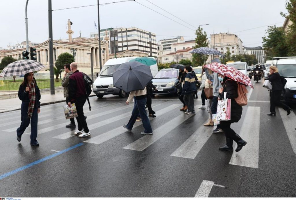 Κίνηση στους δρόμους: Κυκλοφοριακό κομφούζιο σε όλη την Αθήνα – Καθυστερήσεις σε Κηφισό και Αττική οδό