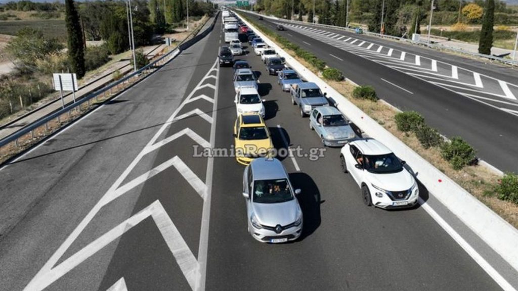 Φθιώτιδα: Αυξημένη κίνηση στην εθνική οδό λόγω έργων στο ύψος των Θερμοπυλών