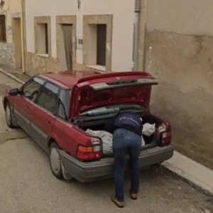 Ισπανία: Το Google street view «έπιασε» άνδρα να μεταφέρει πτώμα στο πορτ μπαγκάζ