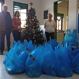 Το Κοινωνικό Παντοπωλείο του Δήμου Λοκρών διένειμε τροφές