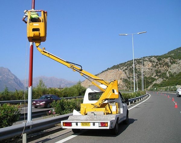 Νέα δίκτυα ηλεκτροφωτισμού για το οδικό δίκτυο της Π.Ε. Φωκίδας