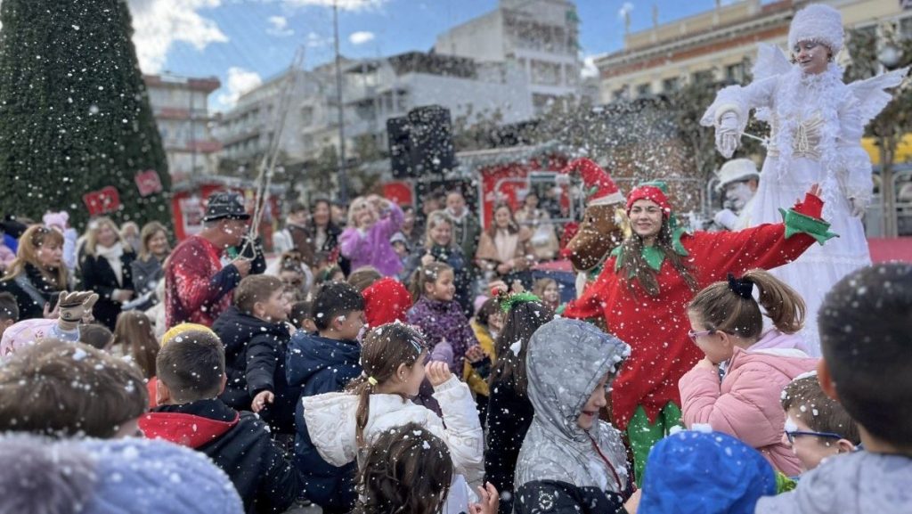 H «Χριστουγεννιάτικη Παραμυθοχώρα» ήρθε στη Λαμία (ΒΙΝΤΕΟ,ΦΩΤΟ)