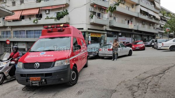 Λαμία: Παραβίασε το STOP και τον εμβόλισε - Στο Νοσοκομείο ο οδηγός του ΙΧ (ΒΙΝΤΕΟ-ΦΩΤΟ)