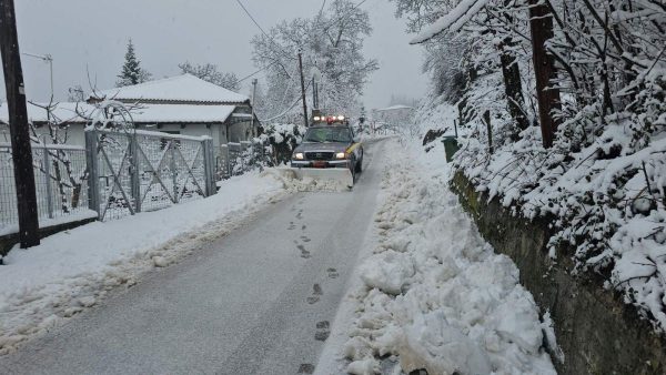 Καιρός: Επιδείνωση με χιόνια και σε χαμηλά υψόμετρα στη Στερεά Ελλάδα - Πότε έρχεται νέα ψυχρή εισβολή