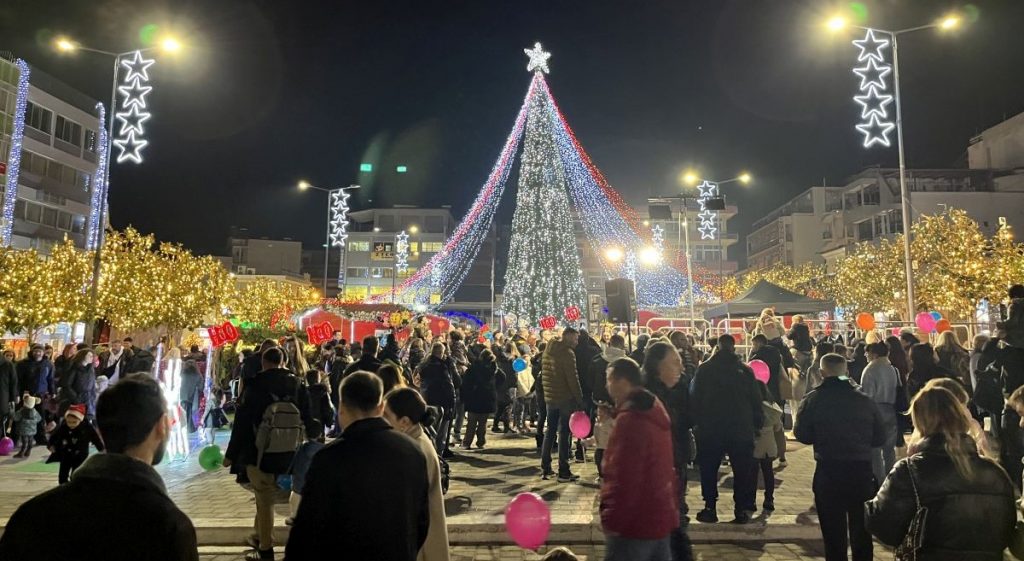 Οι σημερινές Χριστουγεννιάτικες εκδηλώσεις στη Λαμία