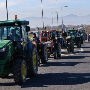 Αγρότες: Αυξάνονται τα τρακτέρ σε Ημαθία, Κιλκίς και Πέλλα