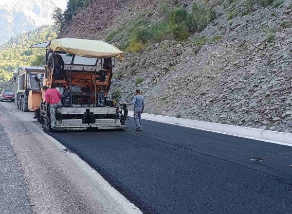 Περιφέρεια Στερεάς: Ξεκινά νέο οδικό έργο στα όρια του Δήμου Καρπενησίου